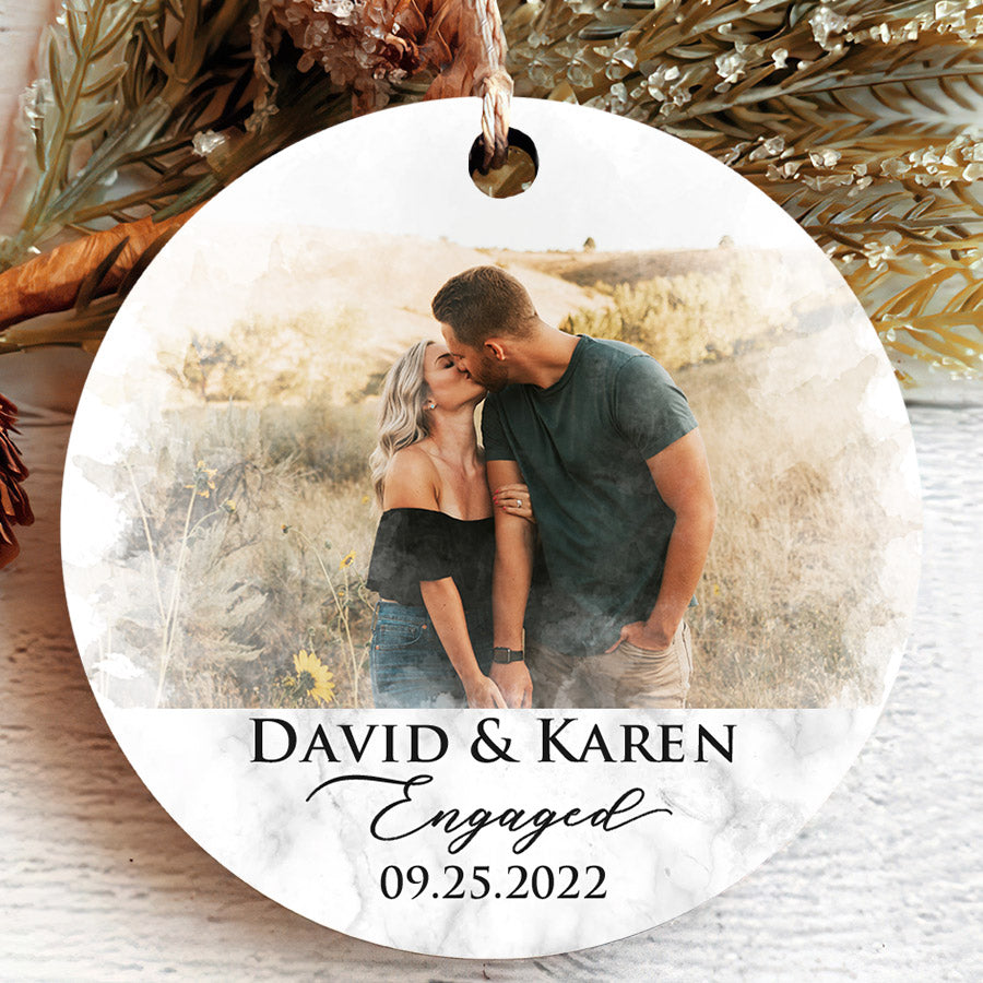 personalized engagement gifts